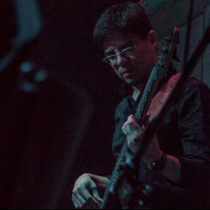 Miguel Luna, bajista de Rumbeando